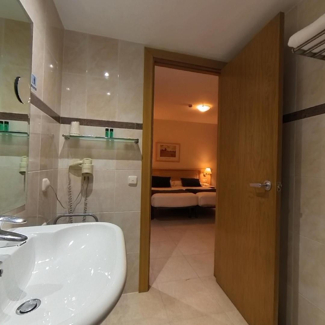 Hotel Cubil Pas De La Casa Ngoại thất bức ảnh