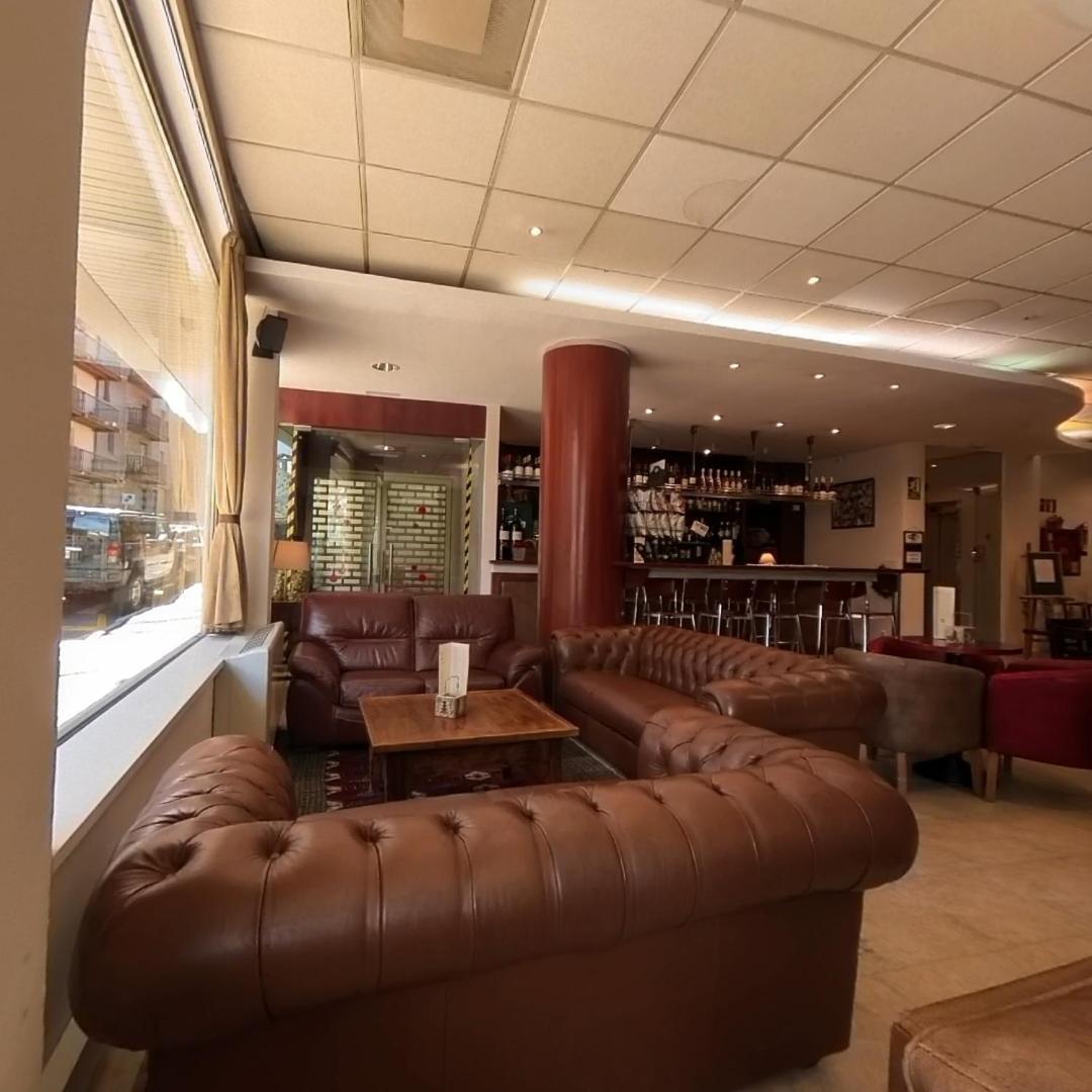 Hotel Cubil Pas De La Casa Ngoại thất bức ảnh